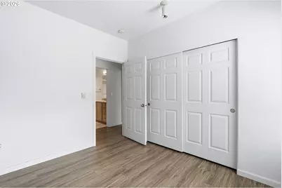 14635 SW Beard Rd #102, Beaverton, OR 97007 - Photo 18
