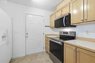 14635 SW Beard Rd, Beaverton, OR 97007 - Photo 16