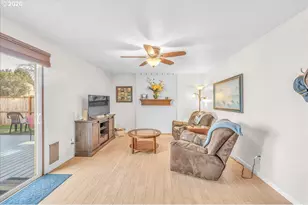 1380 SE 64th Ct, Hillsboro, OR 97123 - Photo 12