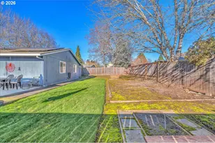 1380 SE 64th Ct, Hillsboro, OR 97123 - Photo 32