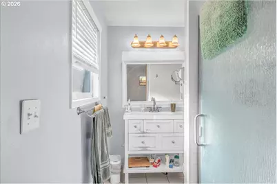 1380 SE 64th Ct, Hillsboro, OR 97123 - Photo 24