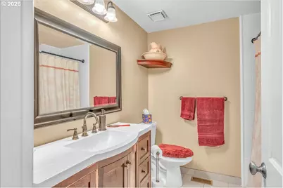 1380 SE 64th Ct, Hillsboro, OR 97123 - Photo 22