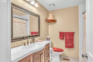 1380 SE 64th Ct, Hillsboro, OR 97123 - Photo 22