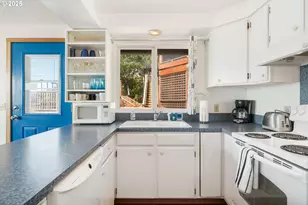 640 Ocean Rd, Manzanita, OR 97130 - Photo 12