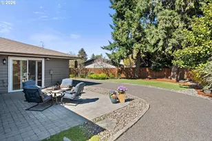 18588 SW Cascadia Ct, Beaverton, OR 97078 - Photo 32