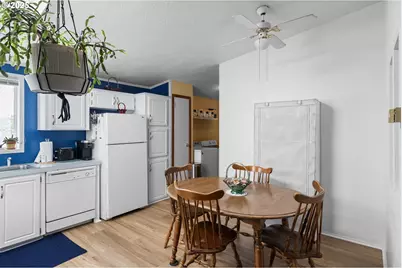 2350 N Terry St #25, Eugene, OR 97402 - Photo 8