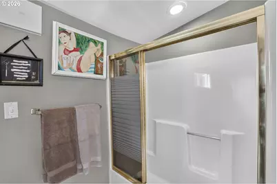 2055 N Jantzen Ave, Portland, OR 97217 - Photo 32