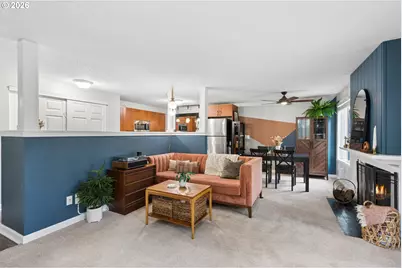 6928 SW Montauk Cir, Lake Oswego, OR 97035 - Photo 4