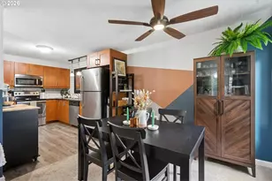 6928 SW Montauk Cir, Lake Oswego, OR 97035 - Photo 6