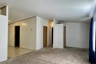 303 Lane Ave, La Grande, OR 97850 - Photo 2