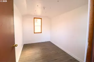 77 Shady Loop, Springfield, OR 97477 - Photo 30