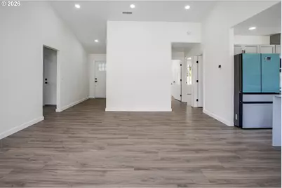 252 Wake Robin Ln, Longview, WA 98632 - Photo 6
