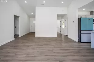 252 Wake Robin Ln, Longview, WA 98632 - Photo 6