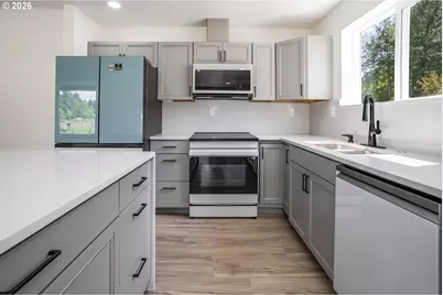 252 Wake Robin Ln, Longview, WA 98632 - Photo 10