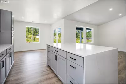 252 Wake Robin Ln, Longview, WA 98632 - Photo 16