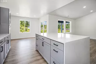 252 Wake Robin Ln, Longview, WA 98632 - Photo 16
