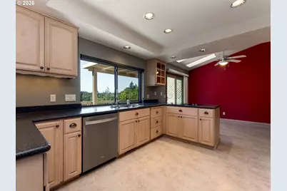 525 NE 125th Cir, Vancouver, WA 98685 - Photo 8
