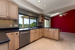 525 NE 125th Cir, Vancouver, WA 98685 - Photo 8