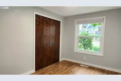 815 Valleywood Dr, Salem, OR 97306 - Photo 22