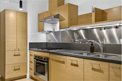 3601 S River Pkwy #702, Portland, OR 97239 - Photo 16