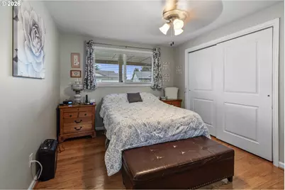200 S Cascade Dr, Woodburn, OR 97071 - Photo 20