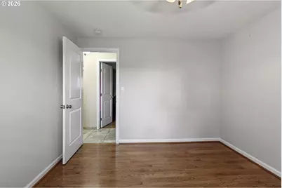 200 S Cascade Dr, Woodburn, OR 97071 - Photo 24