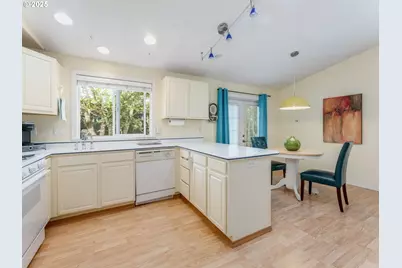 1761 SW Songbird St, McMinnville, OR 97128 - Photo 22