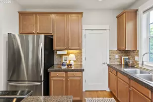 1314 NE Junior St, Portland, OR 97211 - Photo 18
