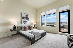 1660 NW Riverscape Dr, Portland, OR 97209 - Photo 16