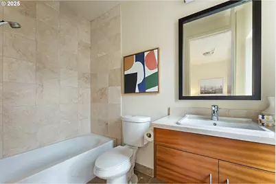 1660 NW Riverscape Dr, Portland, OR 97209 - Photo 28