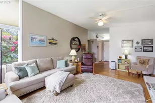 2893 Firwood Way, Eugene, OR 97401 - Photo 8