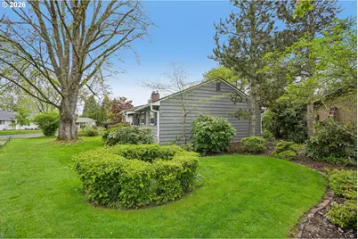 2355 SW Sandalwood Ave, Beaverton, OR 97005 - Photo 4