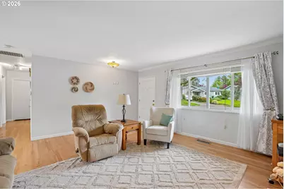 2355 SW Sandalwood Ave, Beaverton, OR 97005 - Photo 8