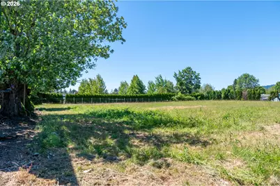 3200 E Haworth Ave, Newberg, OR 97132 - Photo 1