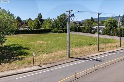 3200 E Haworth Ave, Newberg, OR 97132 - Photo 12