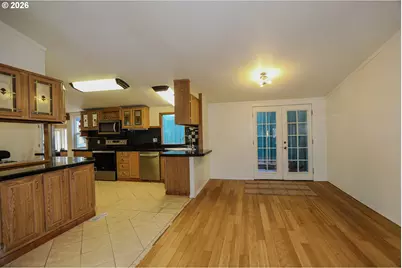 2892 Coos Bay Wagon Rd, Roseburg, OR 97471 - Photo 10