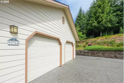 93764 Coho Ln, Coos Bay, OR 97420 - Photo 30