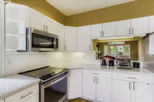 3614 S Corbett Ave, Portland, OR 97239 - Photo 12