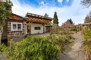 111 Holeman Ave, Eugene, OR 97404 - Photo 20