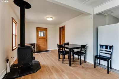 111 Holeman Ave, Eugene, OR 97404 - Photo 8