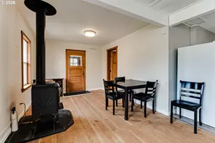 111 Holeman Ave, Eugene, OR 97404 - Photo 8