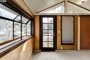 111 Holeman Ave, Eugene, OR 97404 - Photo 4