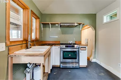 111 Holeman Ave, Eugene, OR 97404 - Photo 30