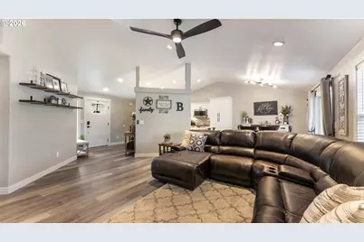 520 Fir St, Lyons, OR 97358 - Photo 22