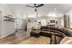 520 Fir St, Lyons, OR 97358 - Photo 22