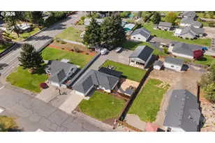 520 Fir St, Lyons, OR 97358 - Photo 40