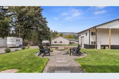 520 Fir St, Lyons, OR 97358 - Photo 32