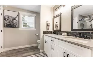 520 Fir St, Lyons, OR 97358 - Photo 10