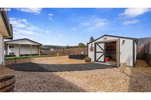 520 Fir St, Lyons, OR 97358 - Photo 34