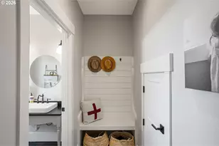 4040 Victor Point Rd NE, Silverton, OR 97381 - Photo 12